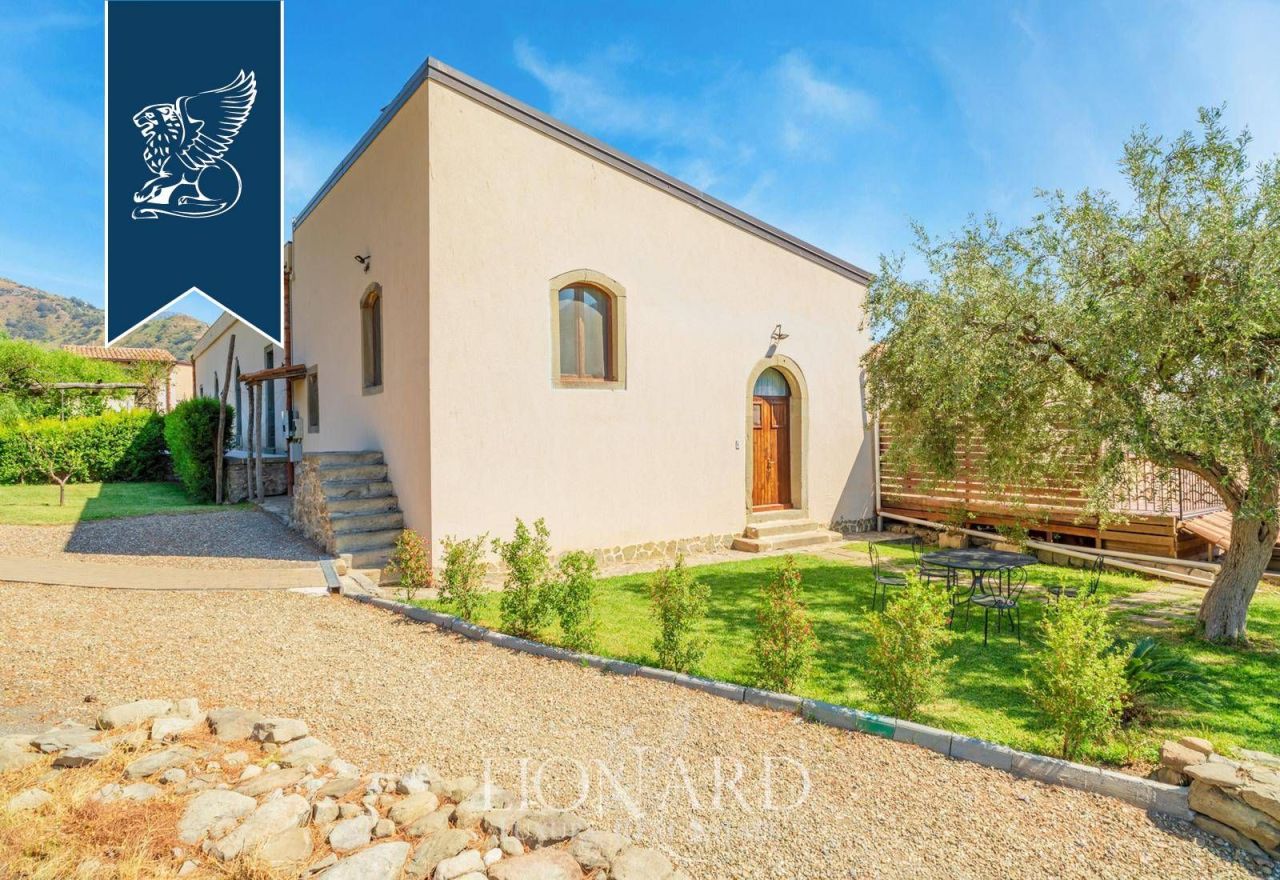 Ферма в Катании, Италия, 897 м² - фото 17