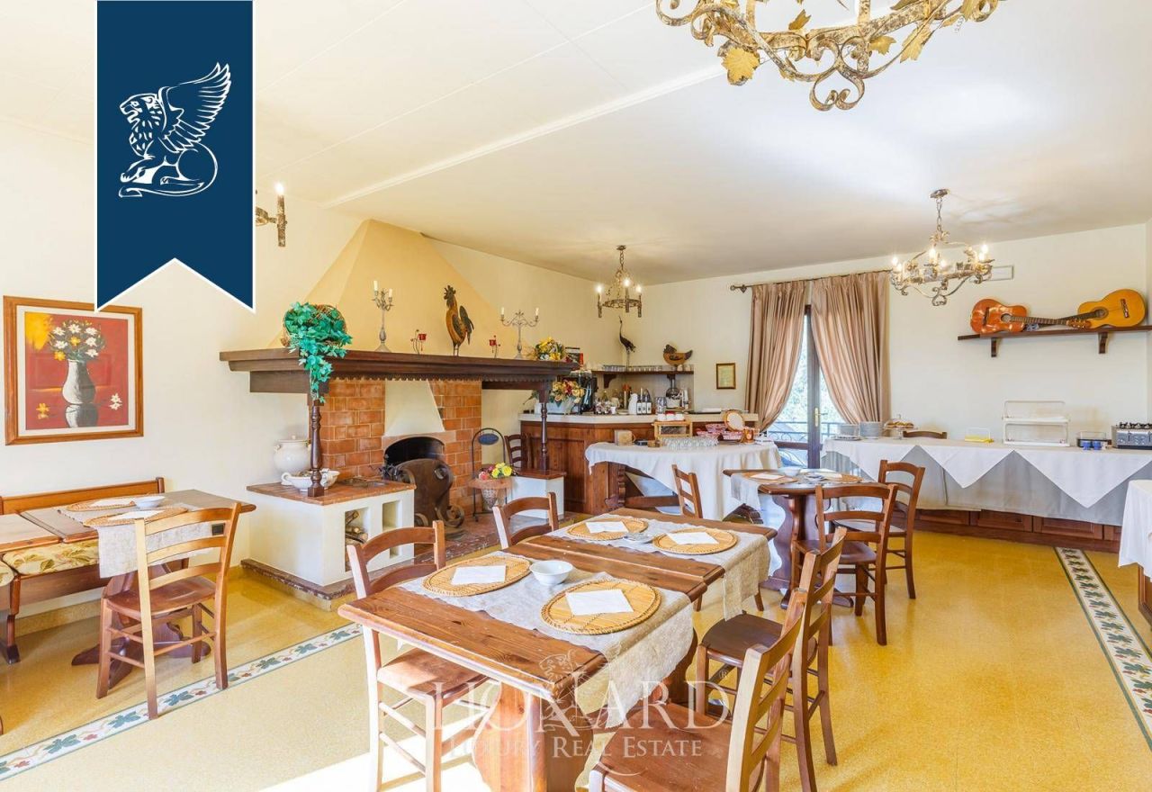 Ферма в Пистое, Италия, 1 296 м² - фото 17