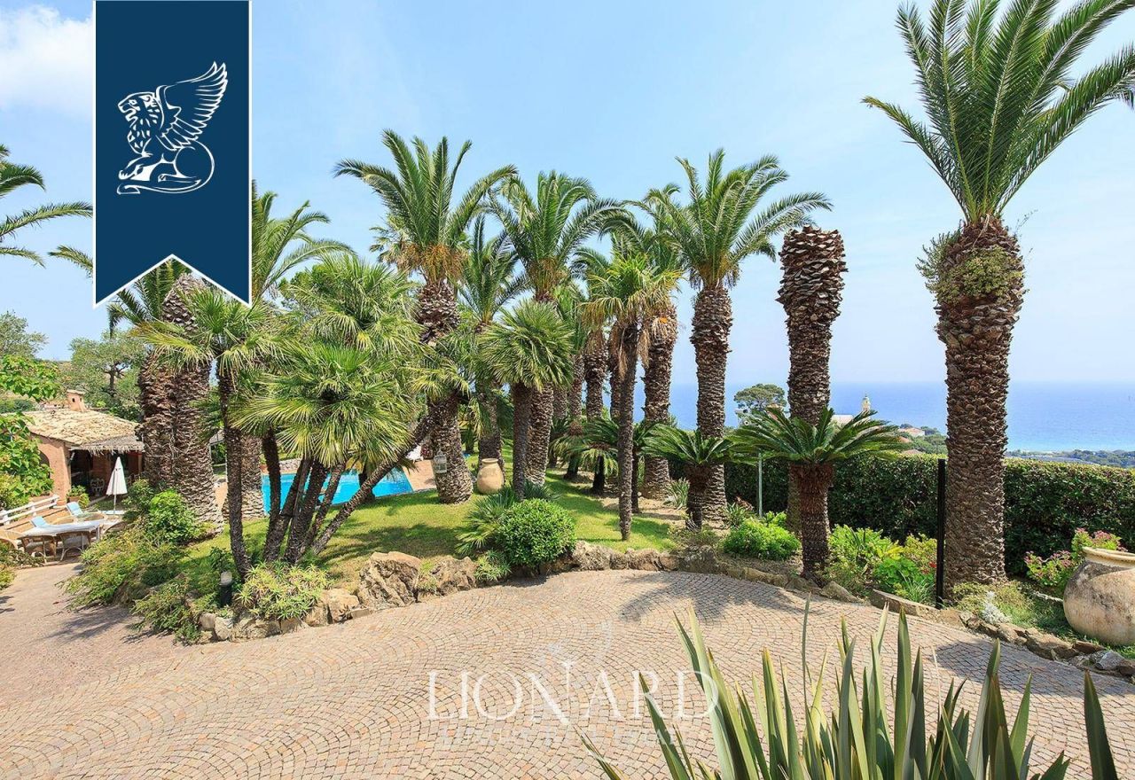 Вилла в Сан-Ремо, Италия, 800 м² - фото 17