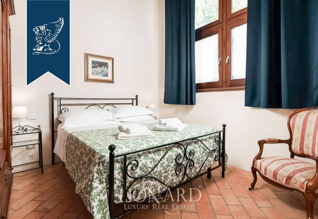 Вилла в Сиене, Италия, 714 м² - фото 17