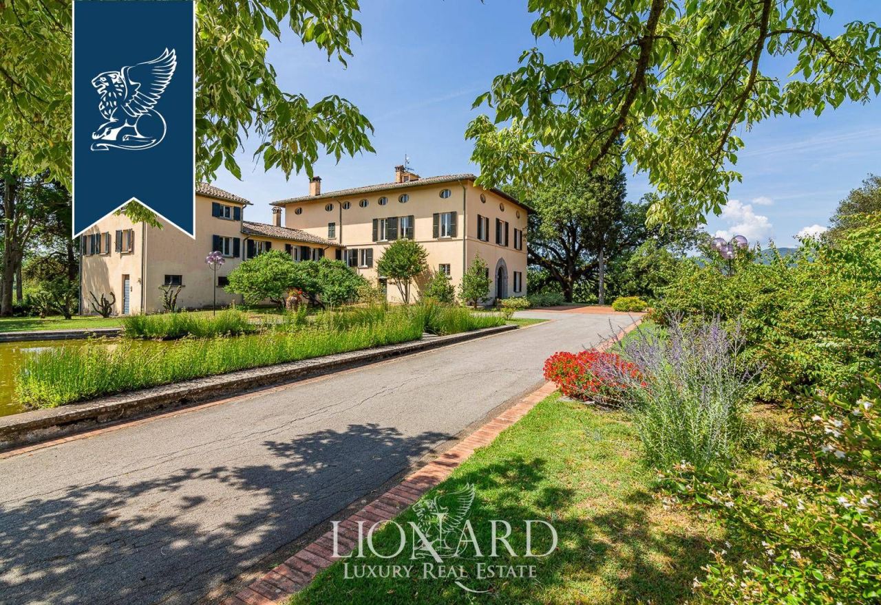 Вилла в Читта-ди-Кастелло, Италия, 1 000 м² - фото 17