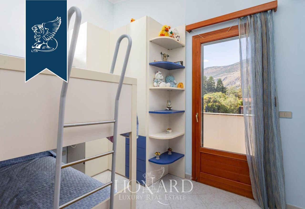 Вилла в Палермо, Италия, 350 м² - фото 17