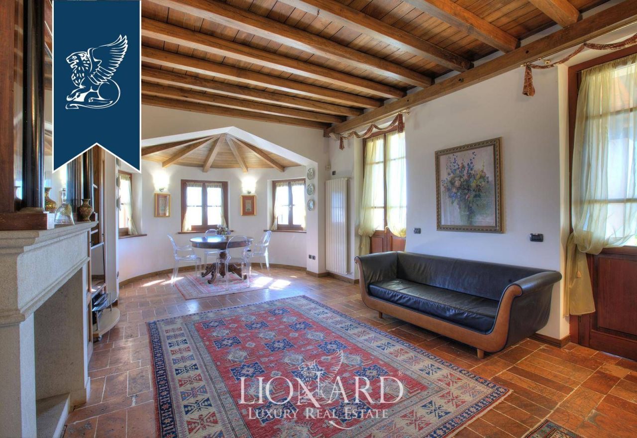 Вилла в Страделле, Италия, 700 м² - фото 17