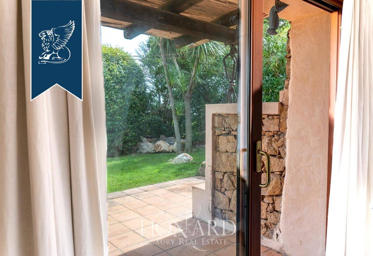 Вилла в Порто Черво, Италия, 240 м² - фото 17