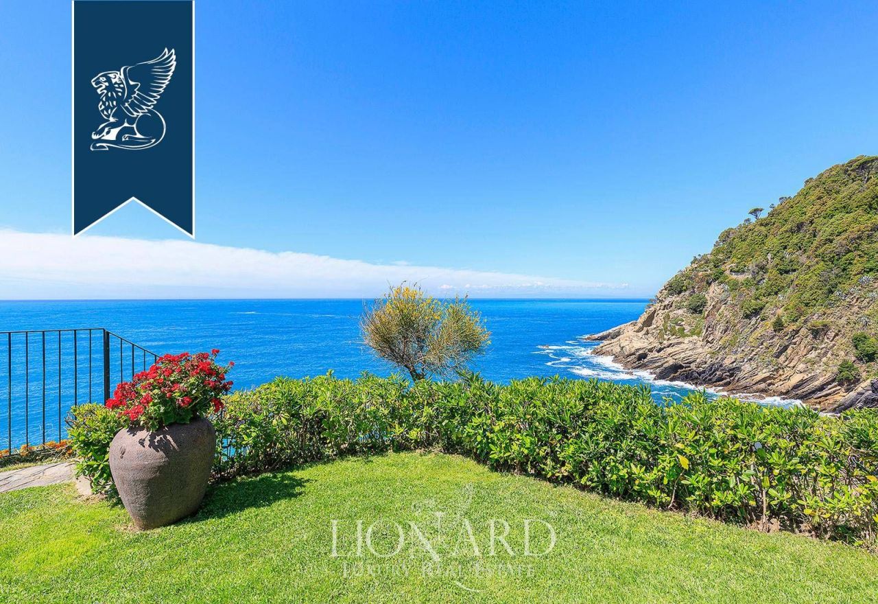 Вилла в Сестри-Леванте, Италия, 1 100 м² - фото 17