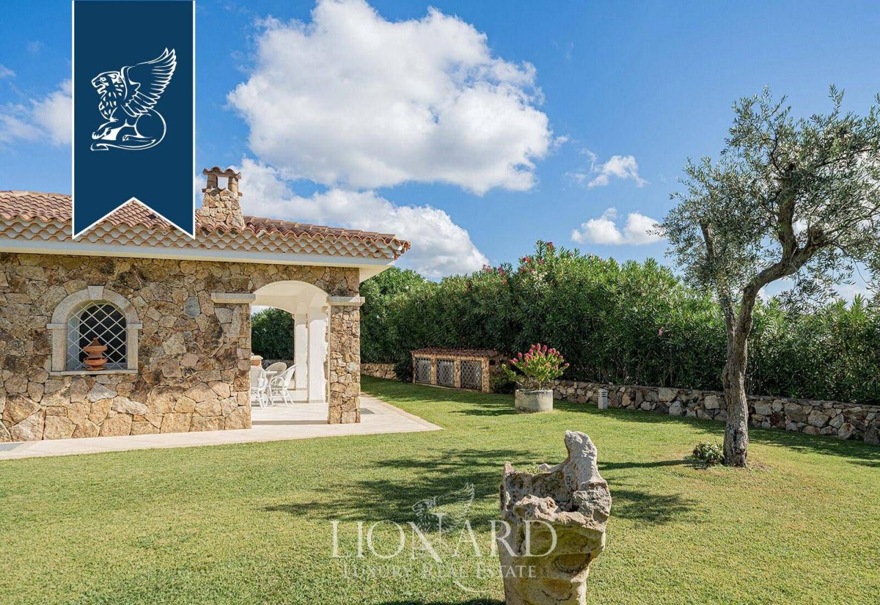 Вилла в Палау, Италия, 200 м² - фото 17