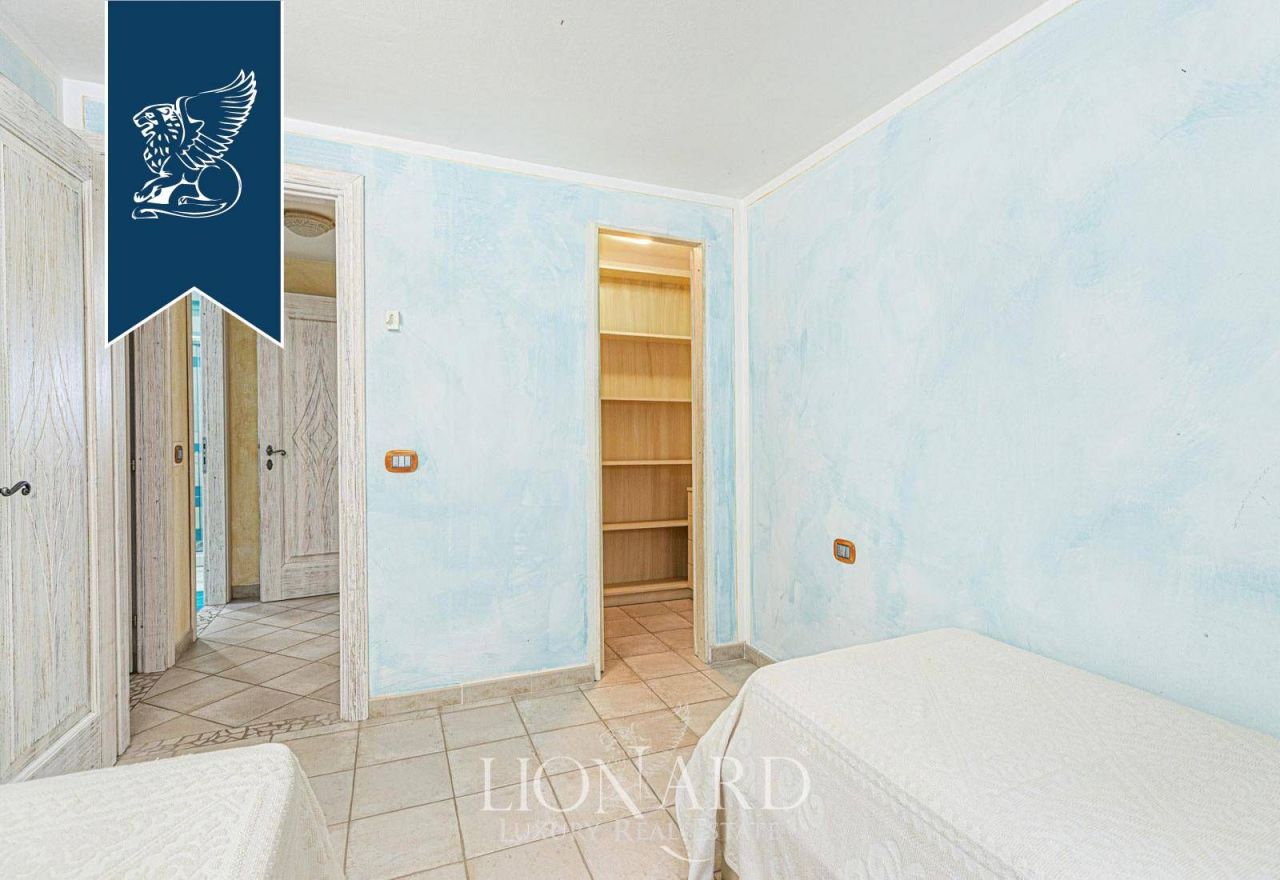 Вилла в Сан-Теодоро, Италия, 217 м² - фото 17