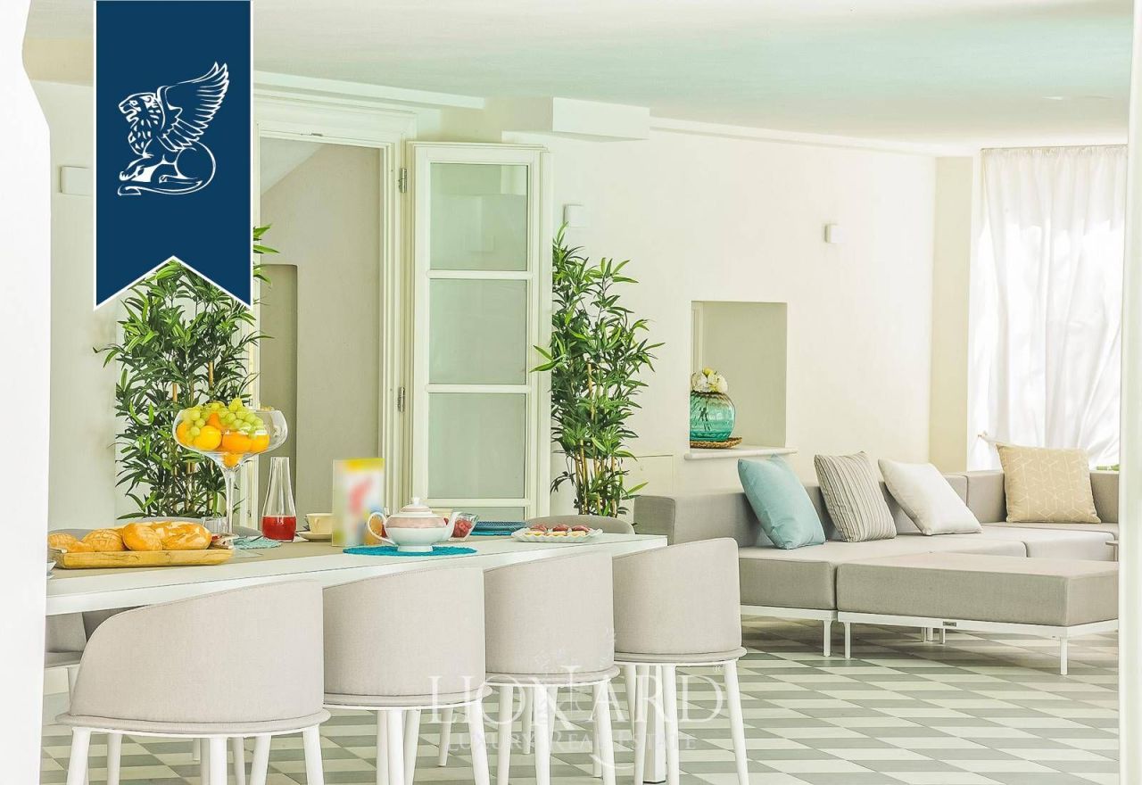 Вилла во Флоренции, Италия, 750 м² - фото 17