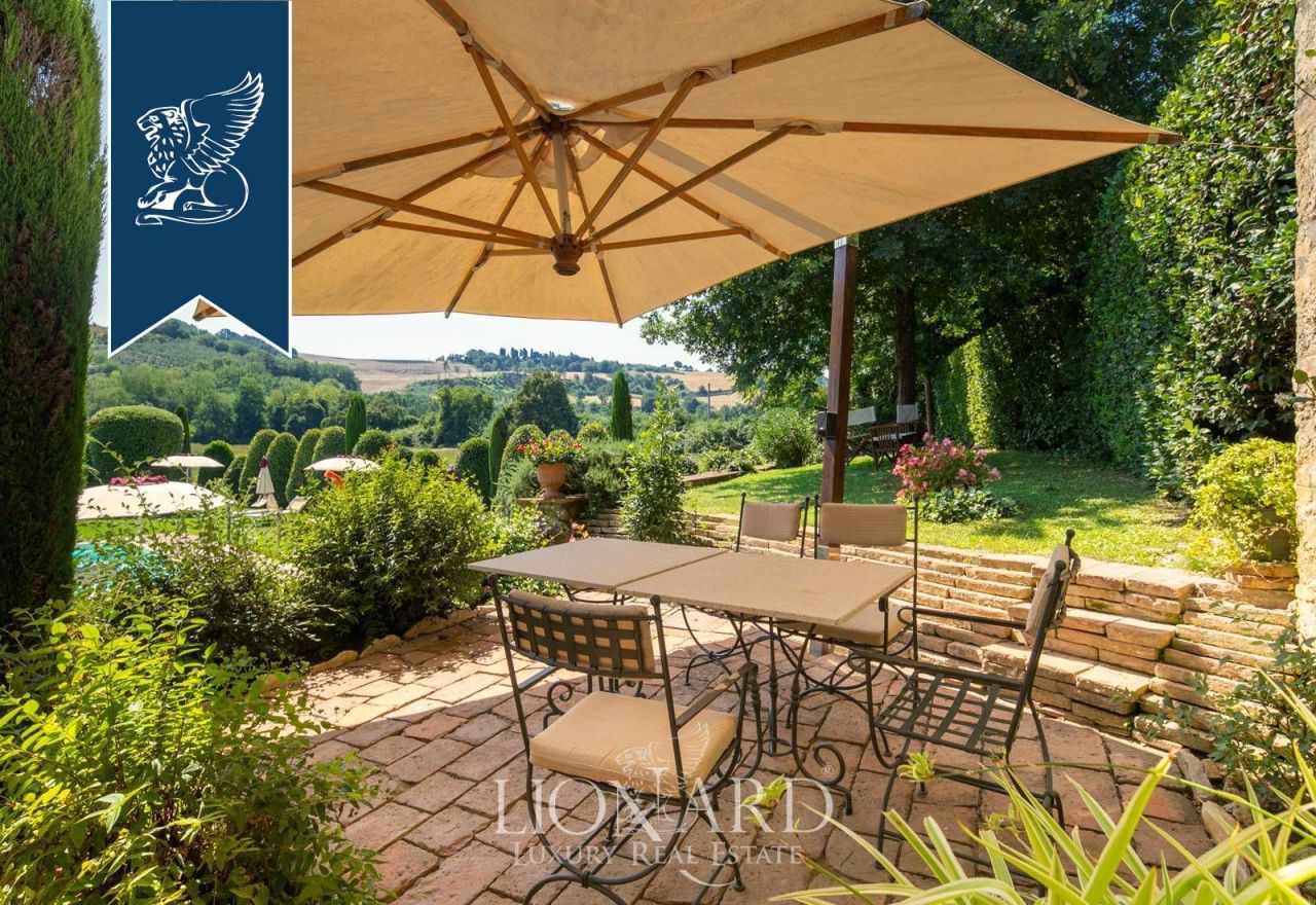 Отель, гостиница в Сиене, Италия, 650 м² - фото 16