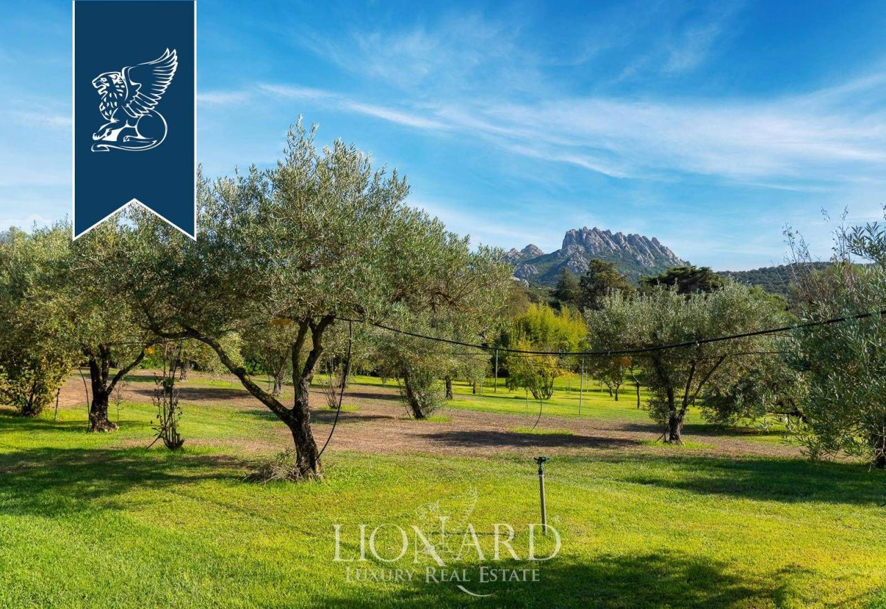 Вилла в Порто Черво, Италия, 220 м² - фото 16