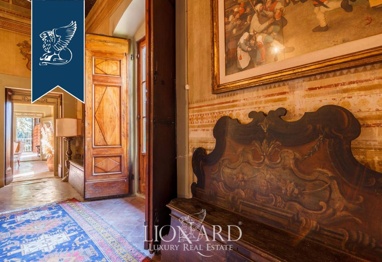 Замок во Флоренции, Италия, 9 000 м² - фото 17