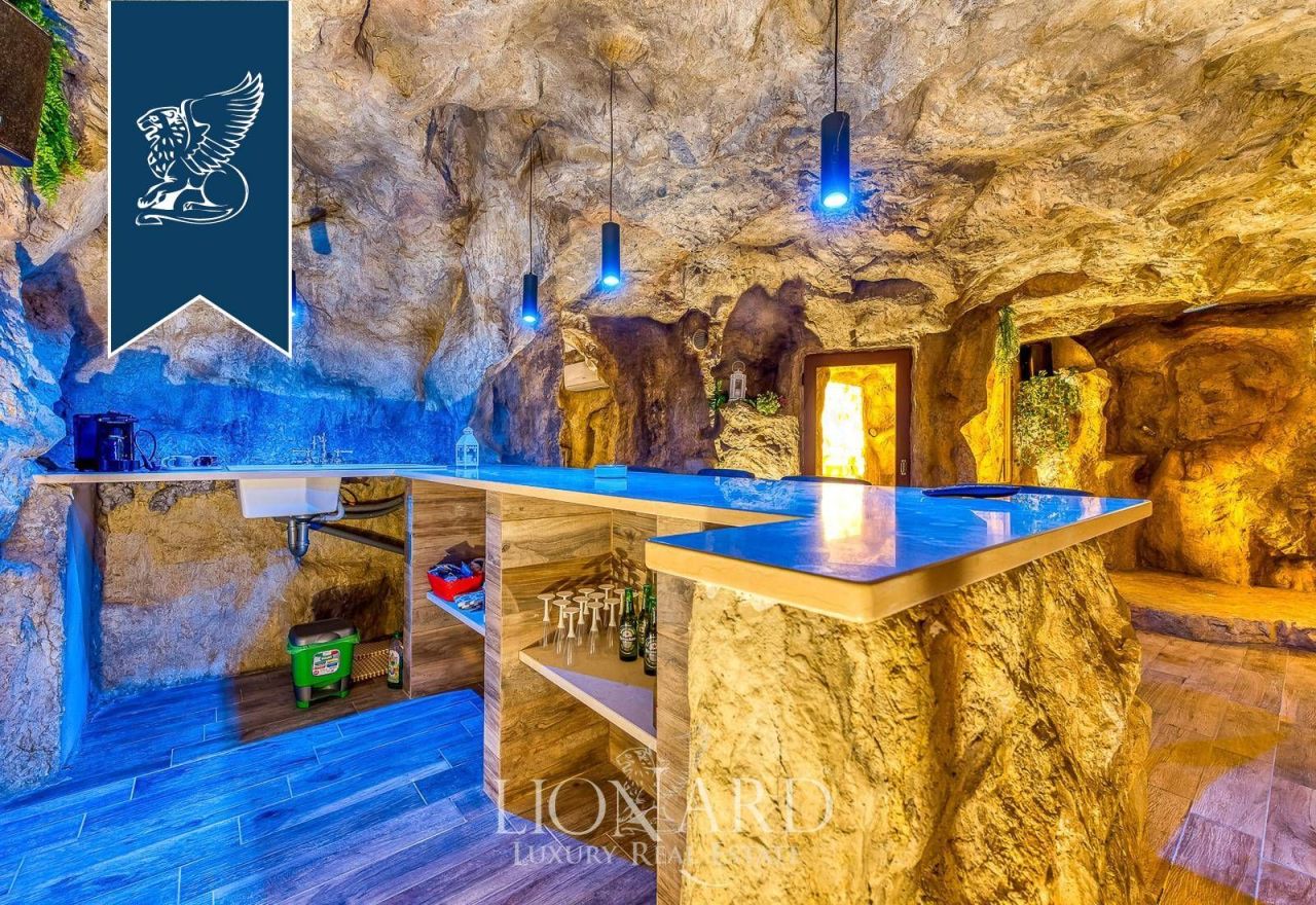 Вилла в Салерно, Италия, 1 200 м² - фото 17