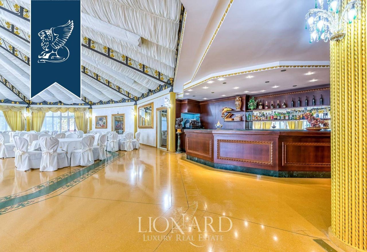 Отель, гостиница в Салерно, Италия, 1 300 м² - фото 17