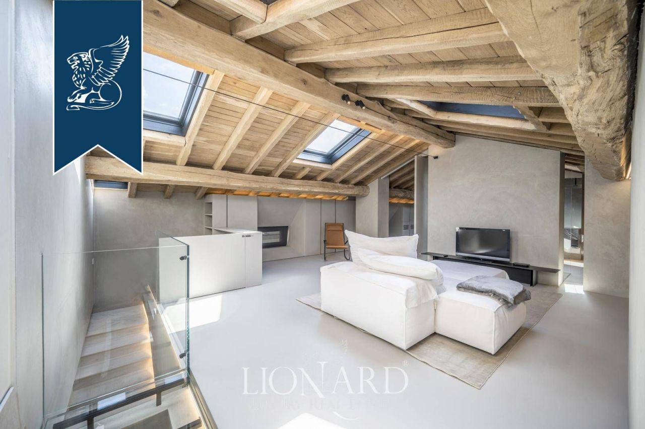 Дом в Пьяченце, Италия, 2 700 м² - фото 17