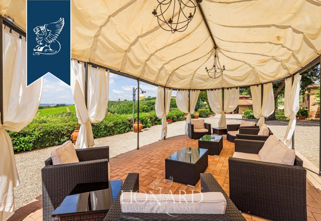 Дом в Сиене, Италия, 4 300 м² - фото 17