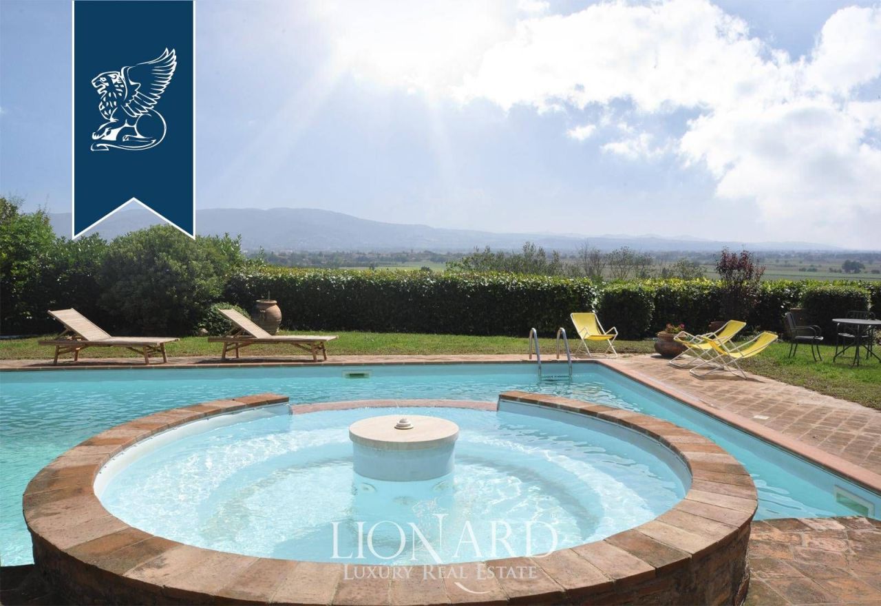 Вилла в Перудже, Италия, 550 м² - фото 17