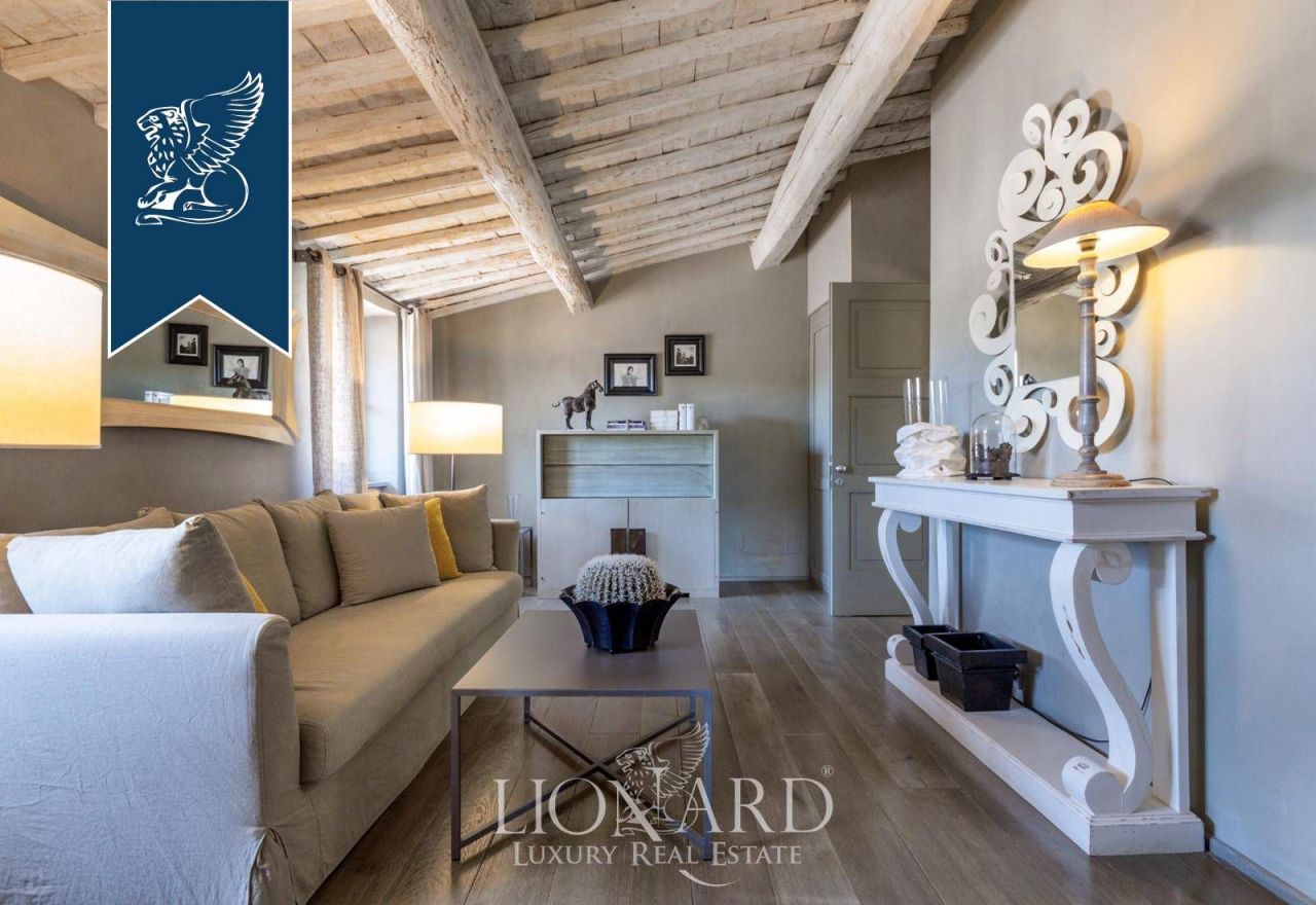 Отель, гостиница в Ареццо, Италия, 1 850 м² - фото 17