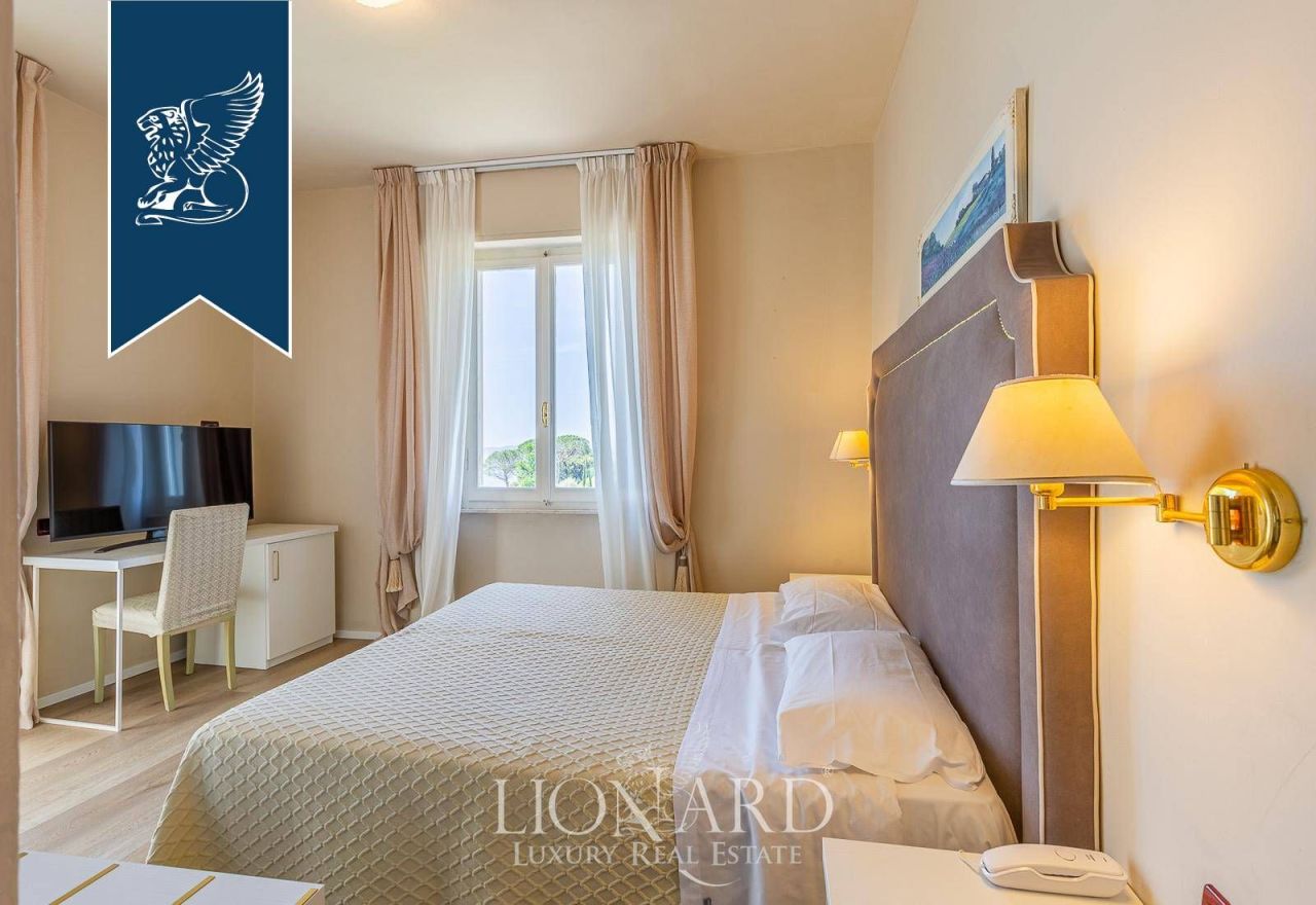 Отель, гостиница в Леричи, Италия, 1 400 м² - фото 16