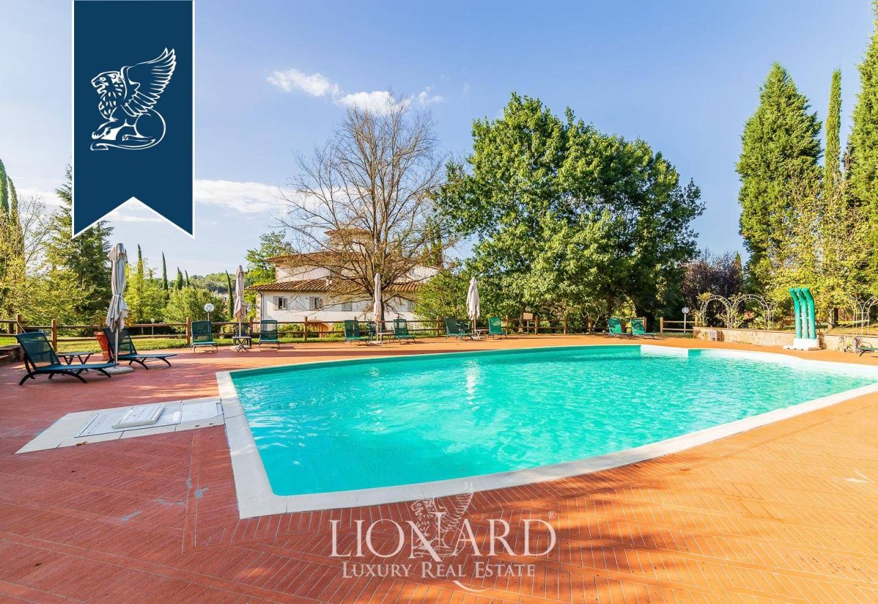Вилла во Флоренции, Италия, 1 500 м² - фото 16