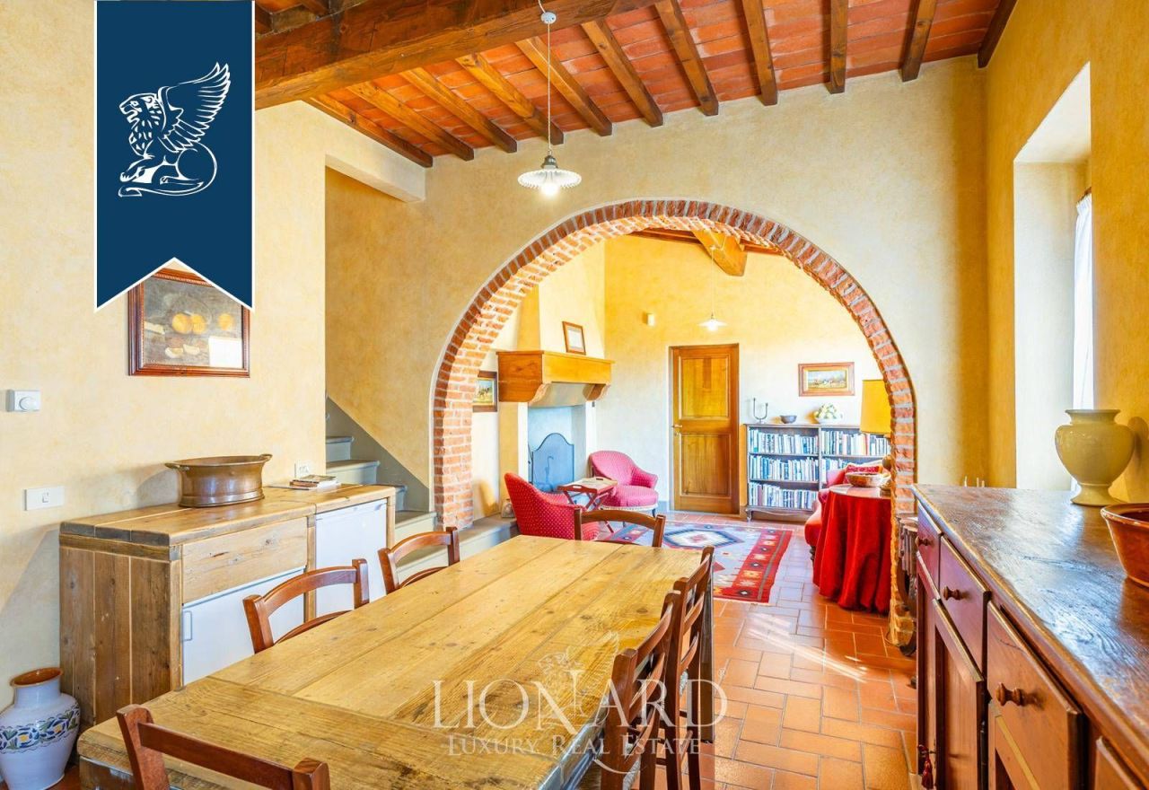 Ферма во Флоренции, Италия, 1 950 м² - фото 16