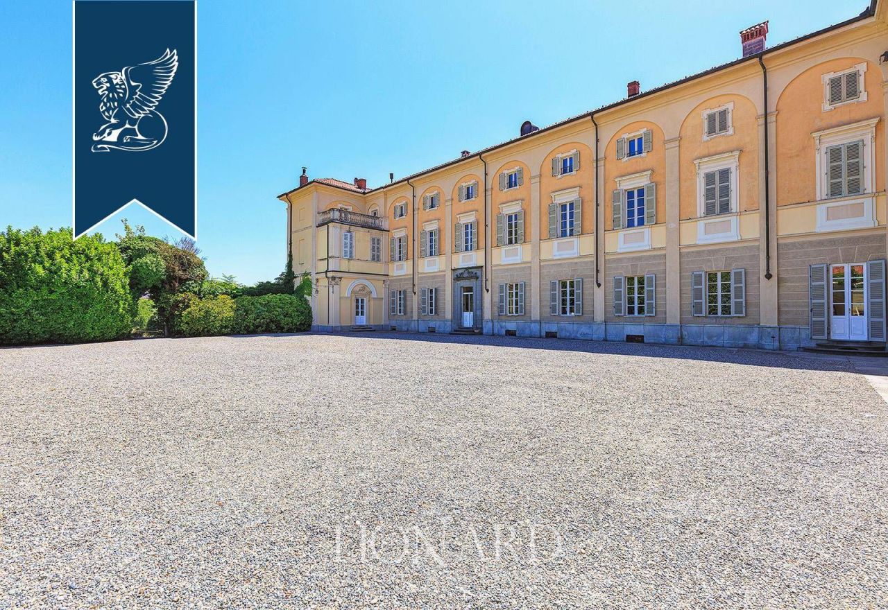 Отель, гостиница в Турине, Италия, 3 500 м² - фото 16