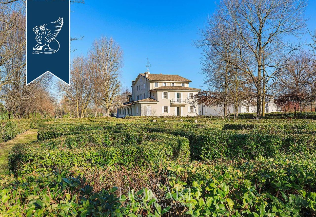 Вилла в Модене, Италия, 1 700 м² - фото 15