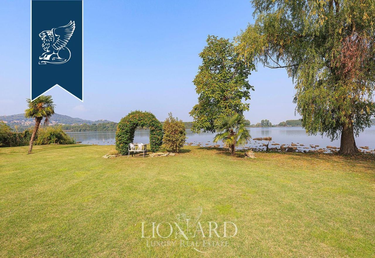 Вилла в Турине, Италия, 1 000 м² - фото 15