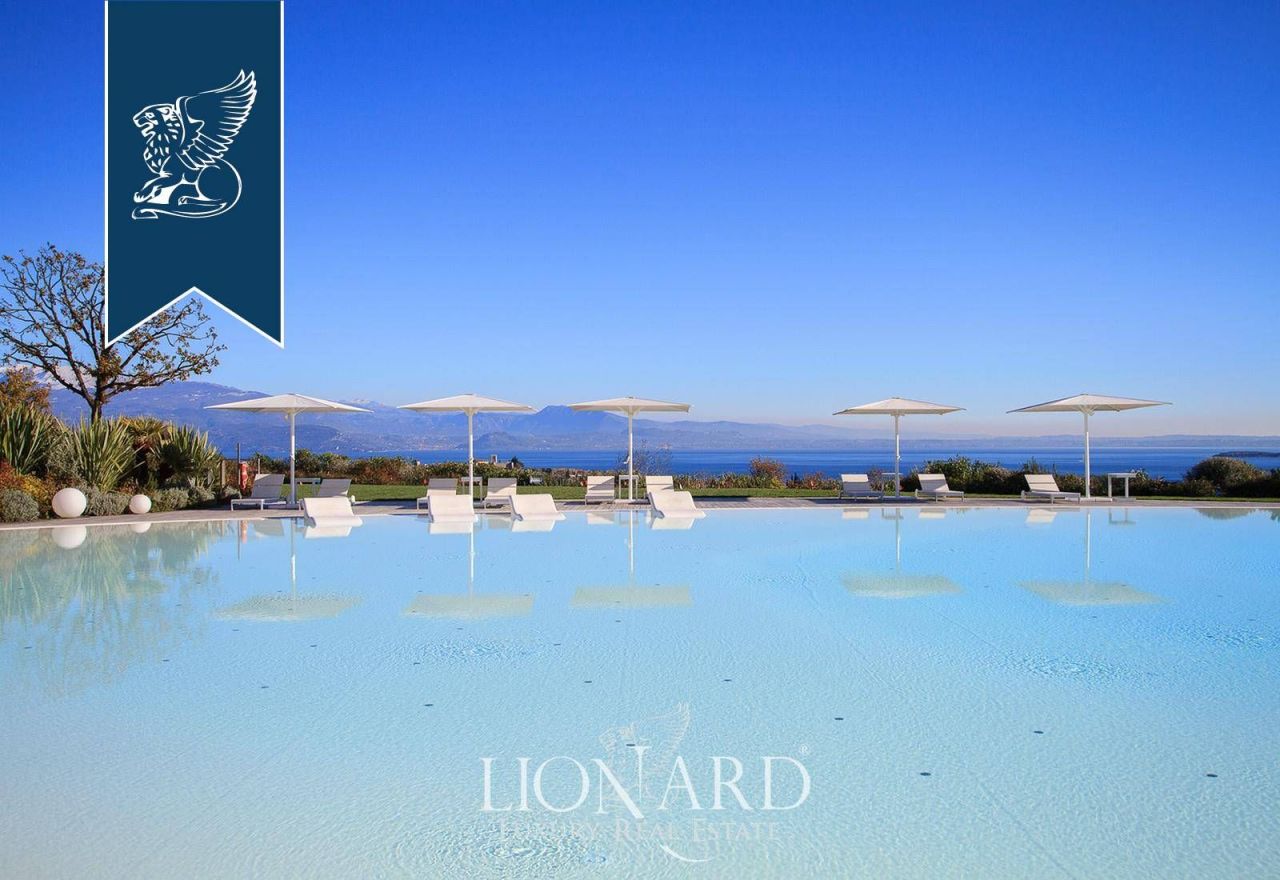 Апартаменты в Паденге-суль-Гарде, Италия, 50 м² - фото 17