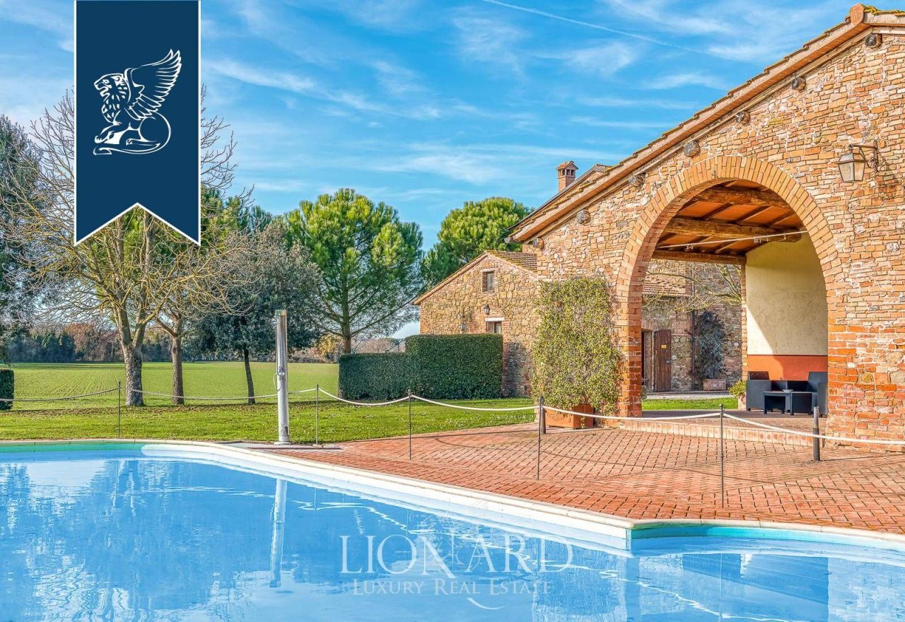 Ферма в Беттоне, Италия, 1 900 м² - фото 17