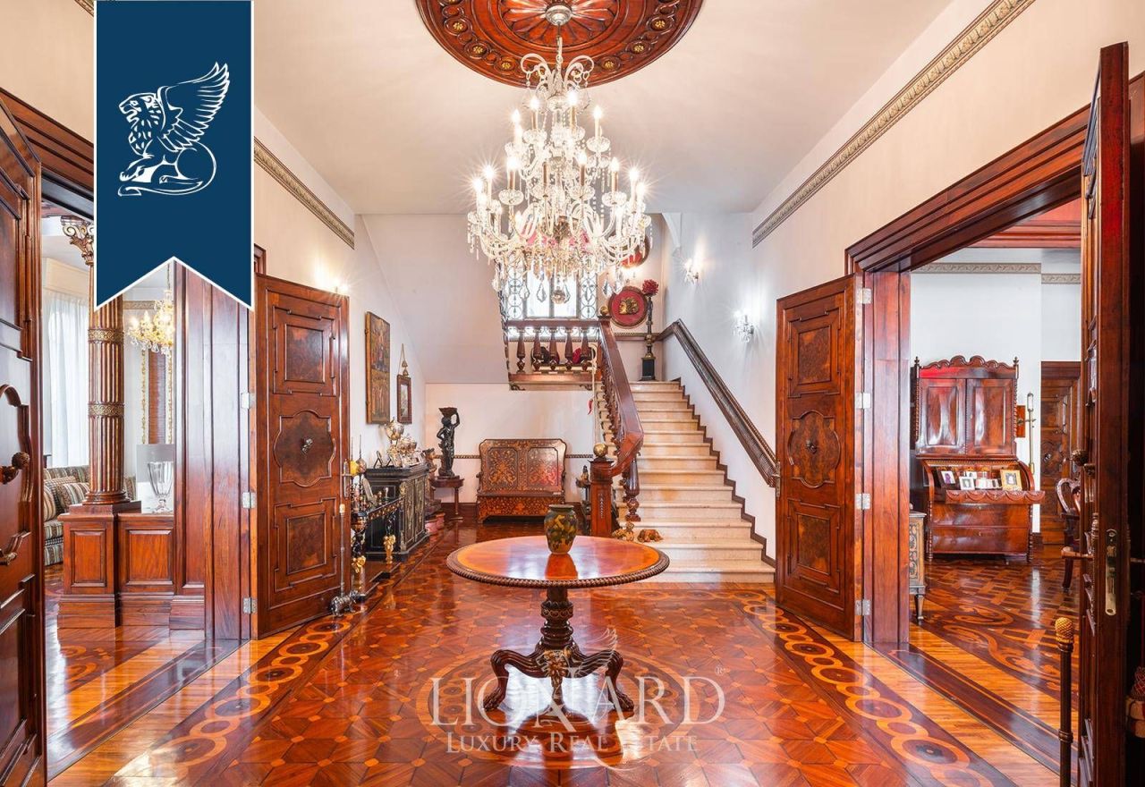 Вилла в Венеции, Италия, 800 м² - фото 17