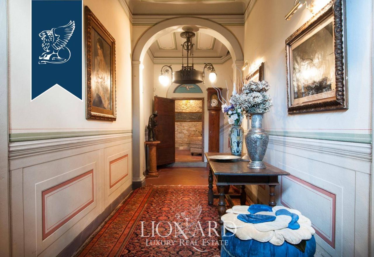 Вилла в Камайоре, Италия, 500 м² - фото 17