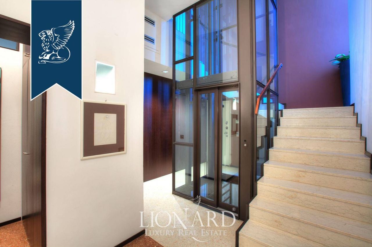 Вилла в Павии, Италия, 550 м² - фото 17