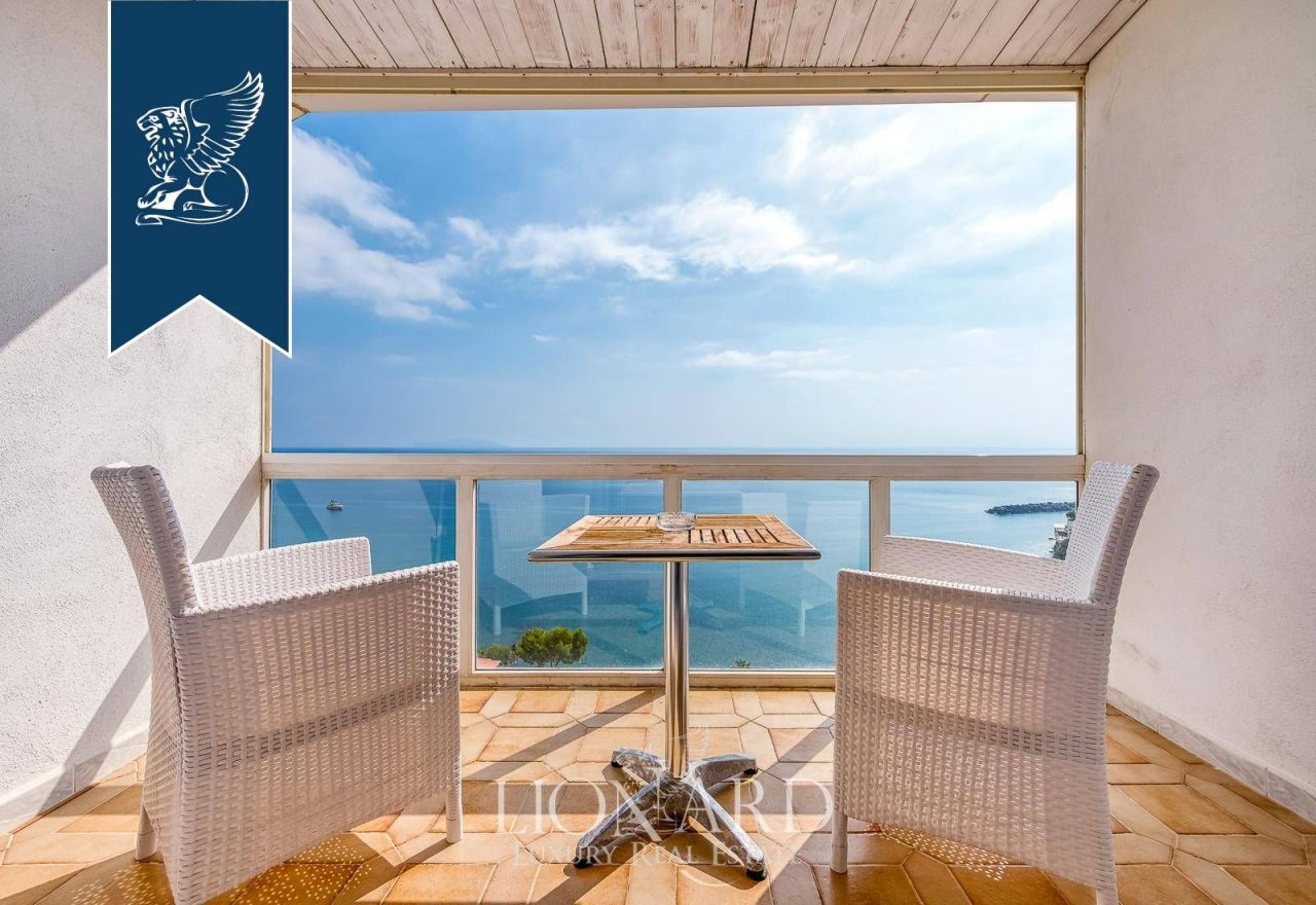 Отель, гостиница в Неаполе, Италия, 400 м² - фото 18