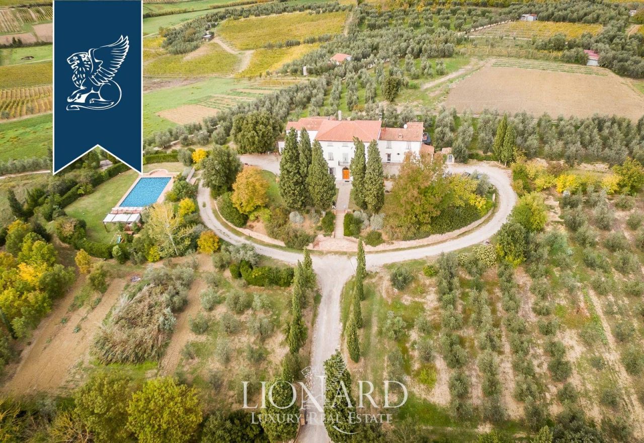 Вилла в Винчи, Италия, 1 100 м² - фото 18