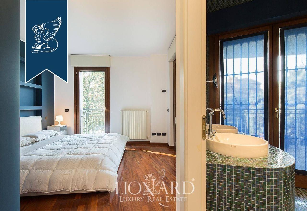 Апартаменты в Милане, Италия, 310 м² - фото 18