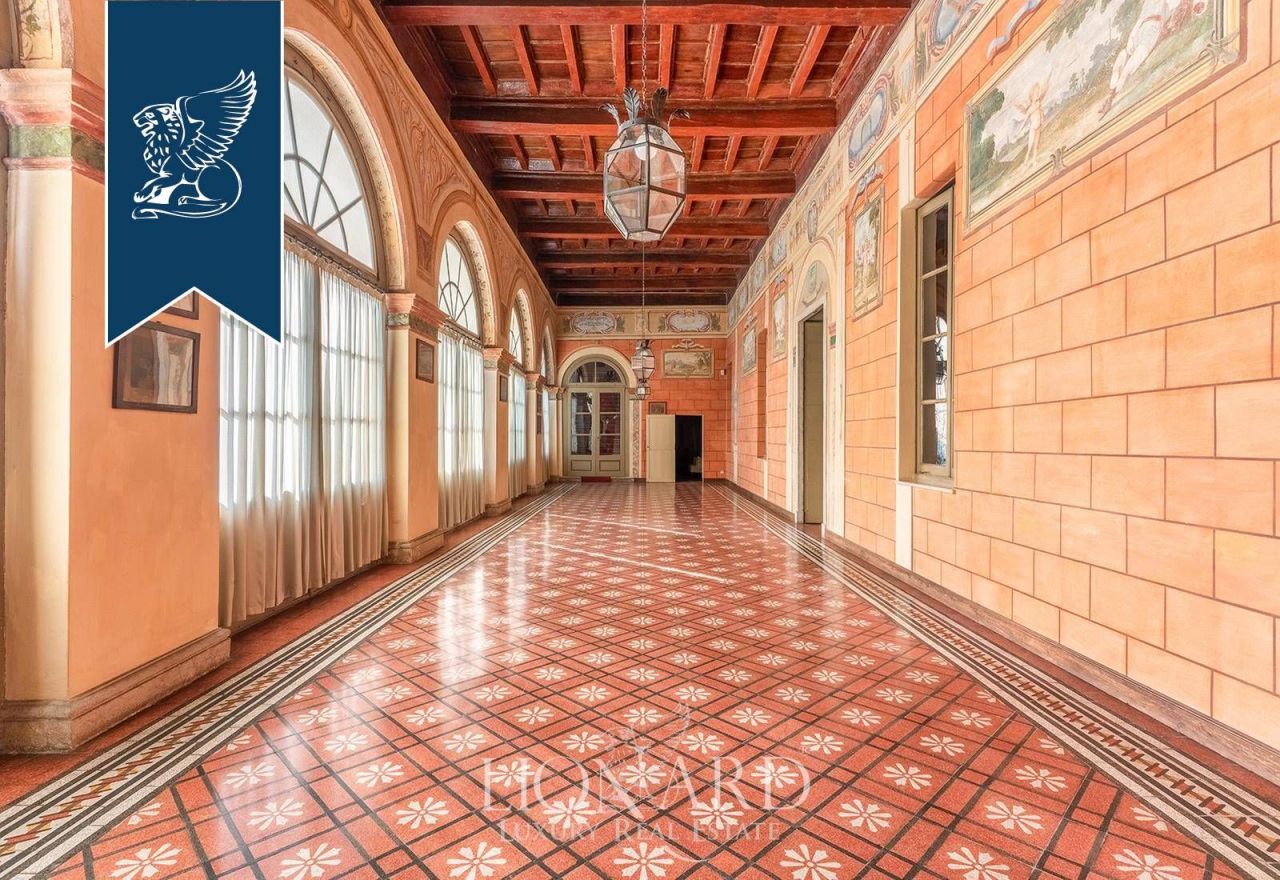 Вилла в Кремоне, Италия, 2 200 м² - фото 18