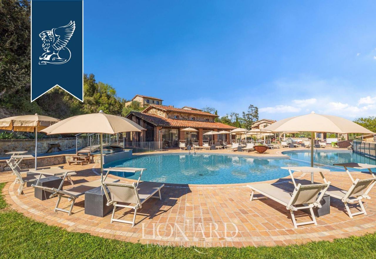 Отель, гостиница в Монтекатини-Валь-ди-Чечина, Италия, 4 000 м² - фото 18