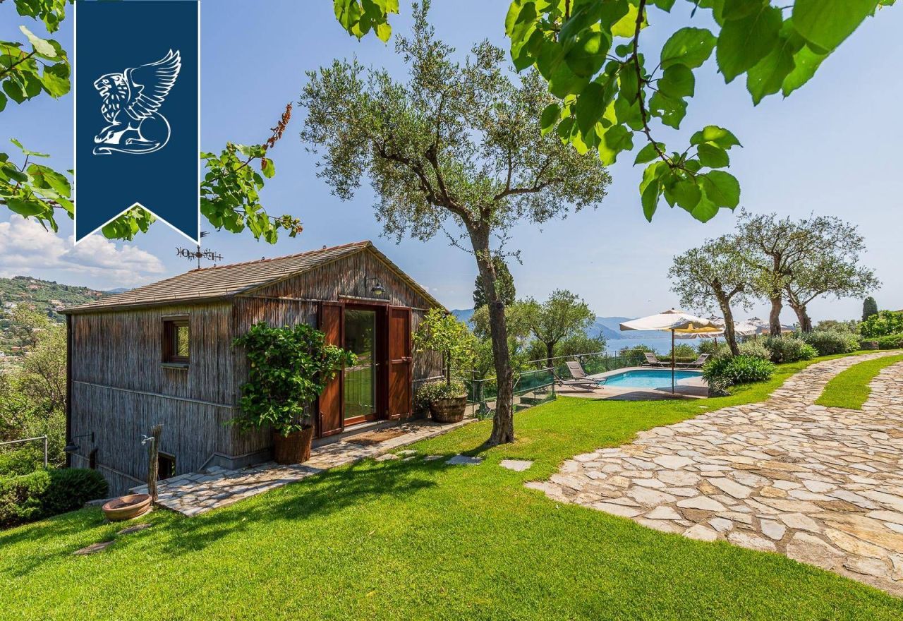 Вилла в Санта-Маргерита-Лигуре, Италия, 400 м² - фото 18