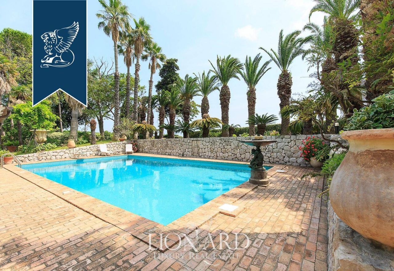 Вилла в Сан-Ремо, Италия, 800 м² - фото 18