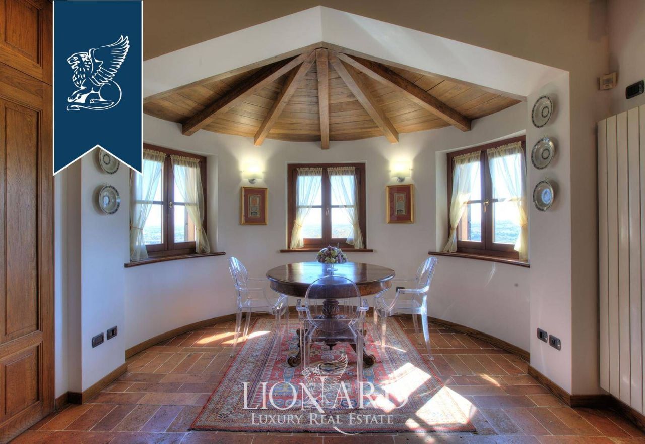 Вилла в Страделле, Италия, 700 м² - фото 18