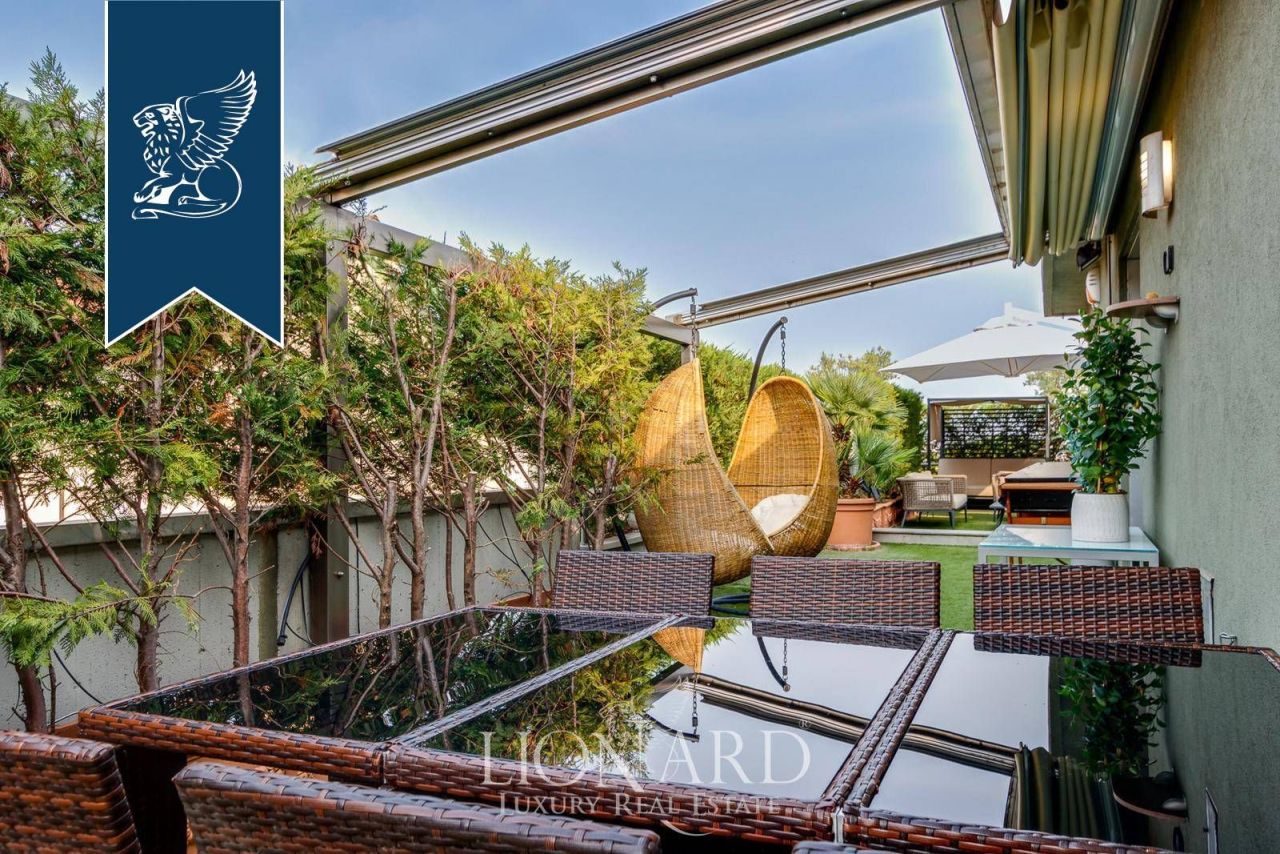 Апартаменты в Бергамо, Италия, 200 м² - фото 18