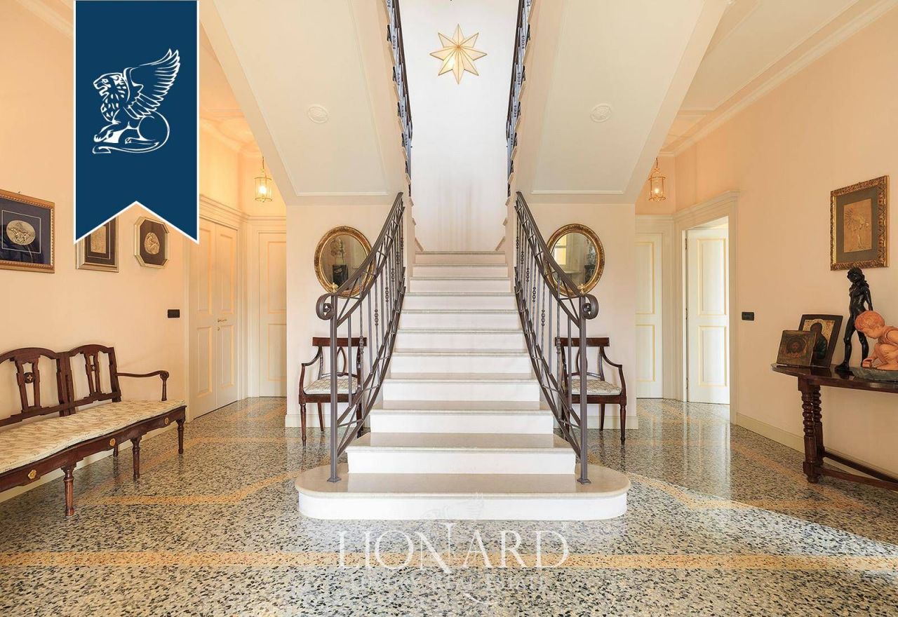 Вилла в Парме, Италия, 2 500 м² - фото 18