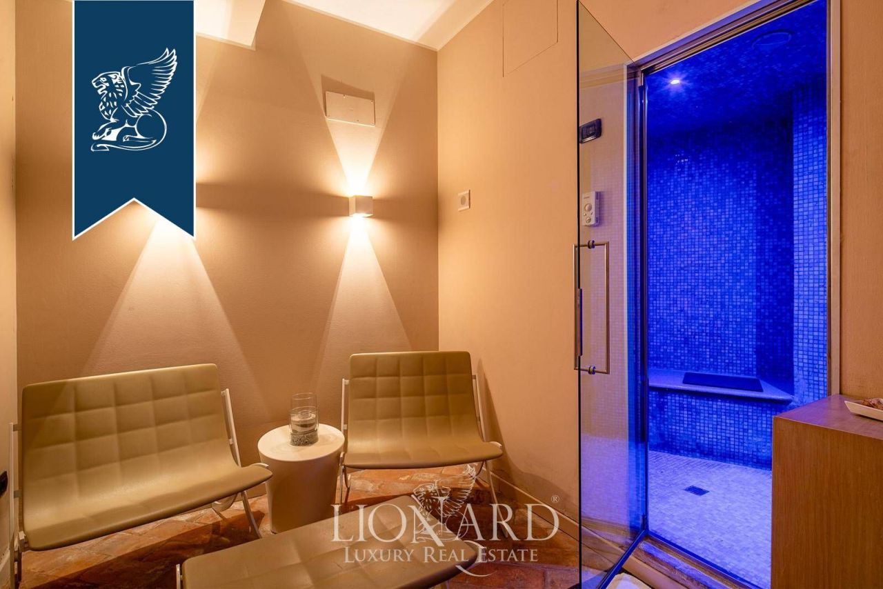 Отель, гостиница в Корчано, Италия, 3 700 м² - фото 18