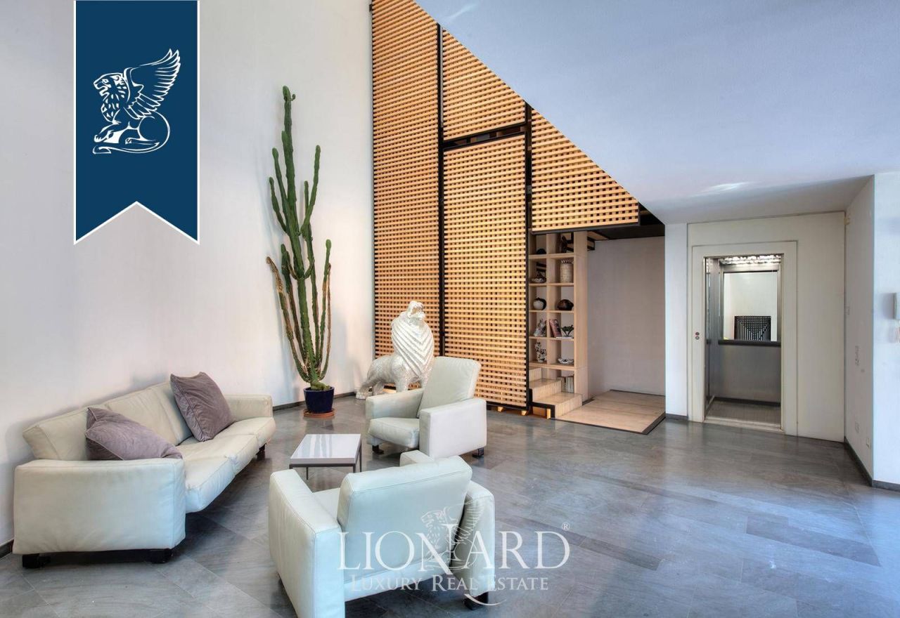 Вилла в Монце, Италия, 1 000 м² - фото 18