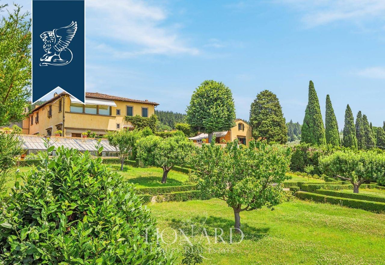 Вилла во Флоренции, Италия, 1 300 м² - фото 18