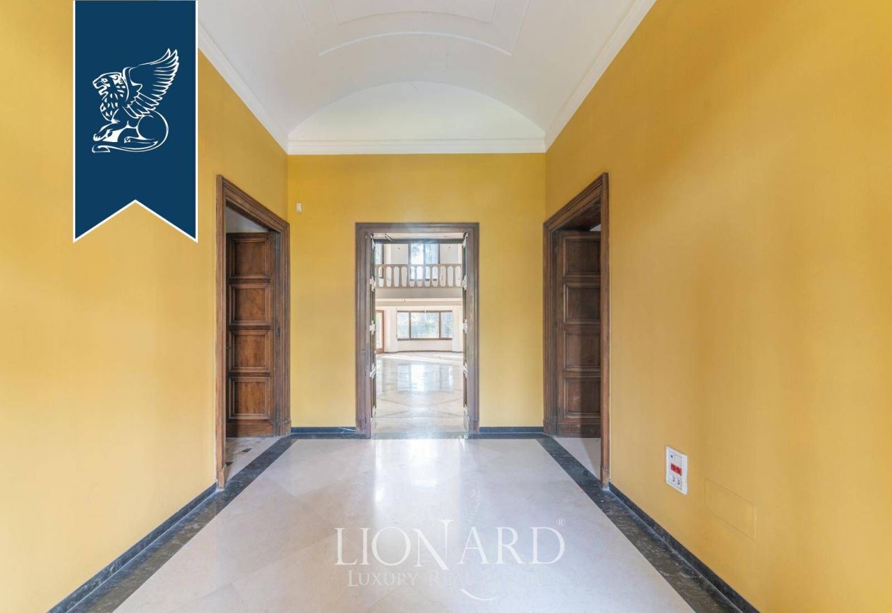 Вилла в Риме, Италия, 1 600 м² - фото 18