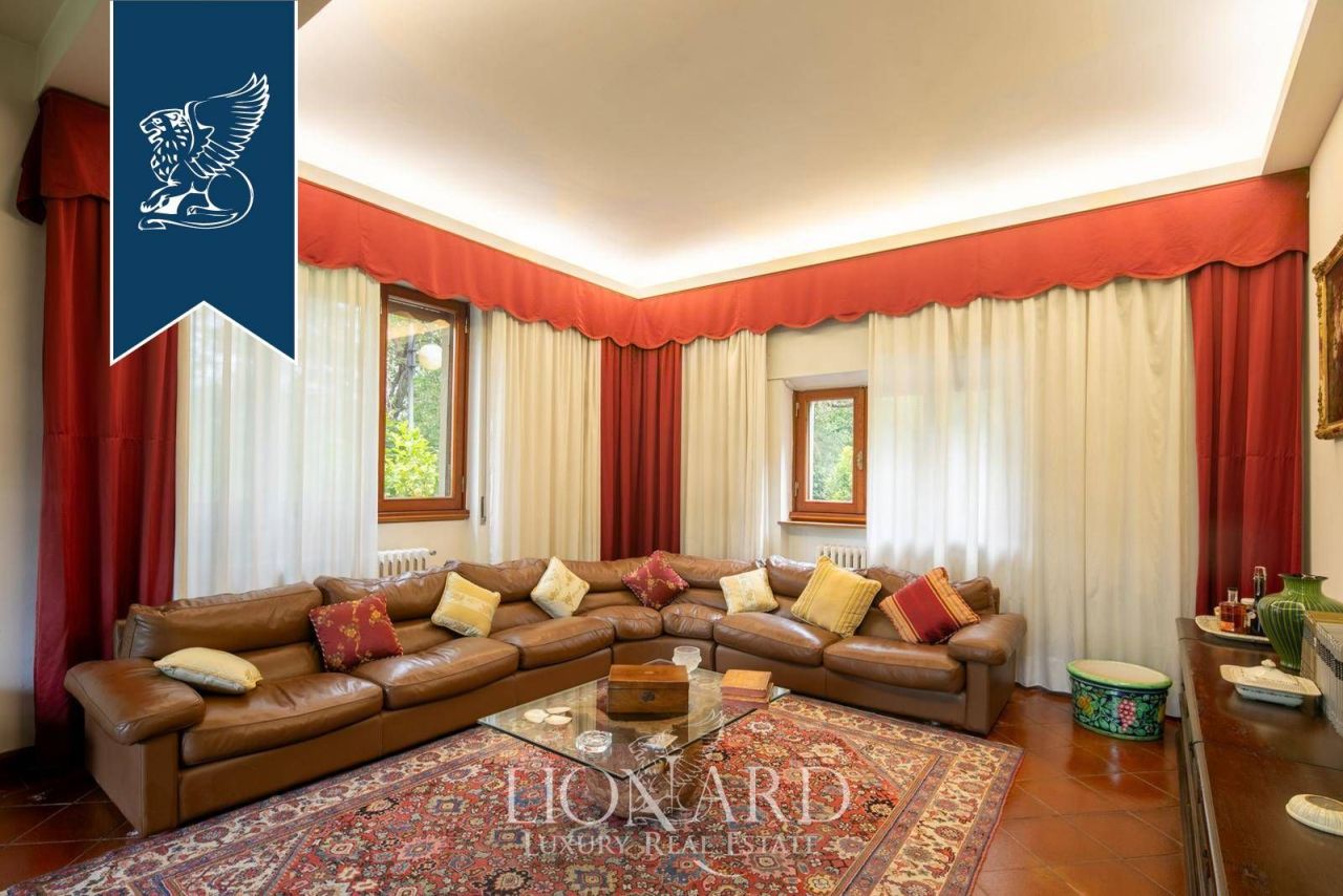 Вилла в Ареццо, Италия, 400 м² - фото 18