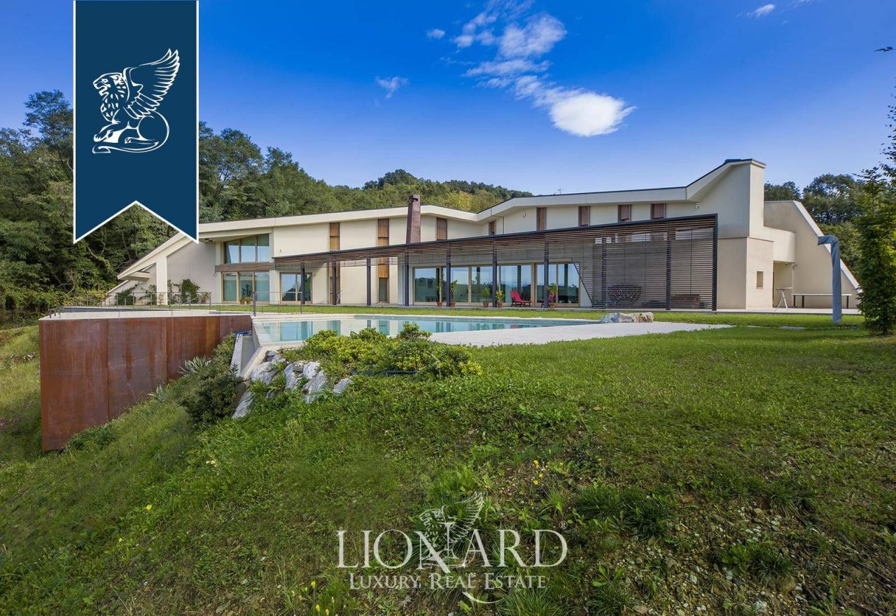 Ферма в Удине, Италия, 900 м² - фото 18