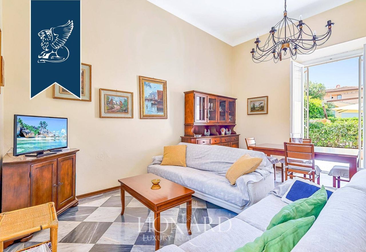 Вилла в Пьетрасанте, Италия, 380 м² - фото 17