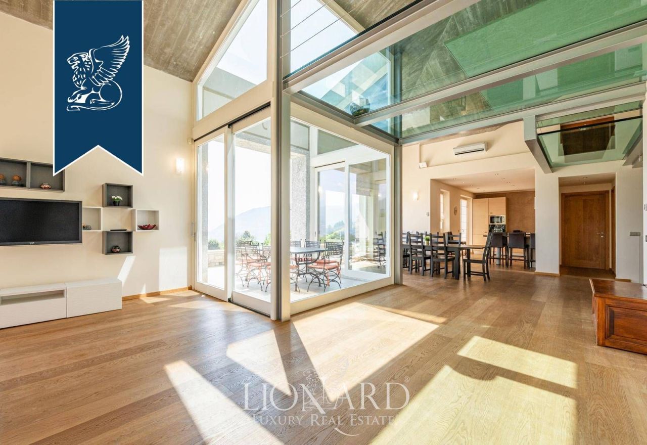 Вилла в Грианте, Италия, 300 м² - фото 17